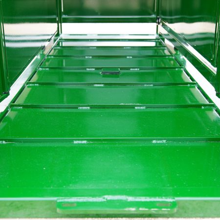 Q-Catch 54 Series chute for cattle full floor image.