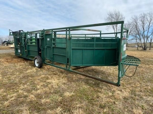 Best portable cattle head chute, alley, and tub for long-term value