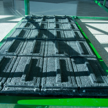 Calving Pen Poly Cleat Floor