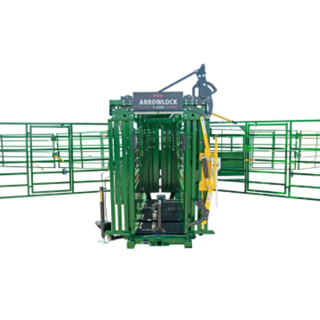 Heeler 75C Portable Corral front view of cattle chute
