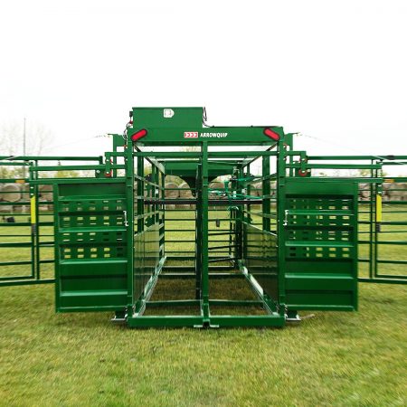 Front wide view of the portable corral system double alley with rolling gates ready to connect a chute or loading ramp