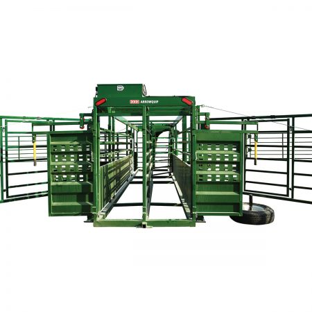 Front wide view of the portable corral system double alley with rolling gates ready to connect a chute or loading ramp
