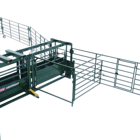 Heeler 87C Manual Portable Corral Chute and Bud Box set up