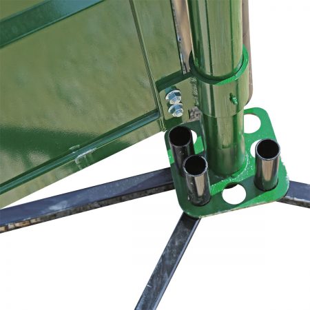 Bottom joiner bars on BudFlow cattle sweep tub