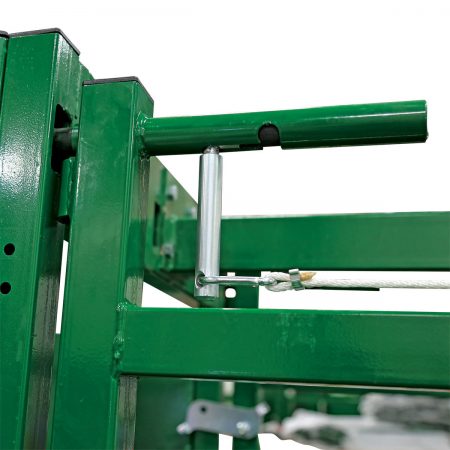 Slam latches on Easy Flow Elite Alleys secure the panels in any of the five adjustment settings