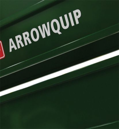The 6" vision slot allows handlers to control the flow of cattle into the truck or trailer without entering the loading chute