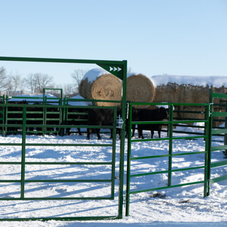 Low-pressure cattle panel and bow gate in system