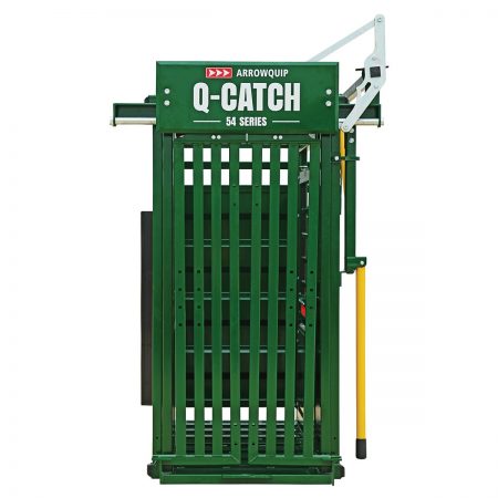 Q-Catch 54 Series chute for cattle head gate closed.