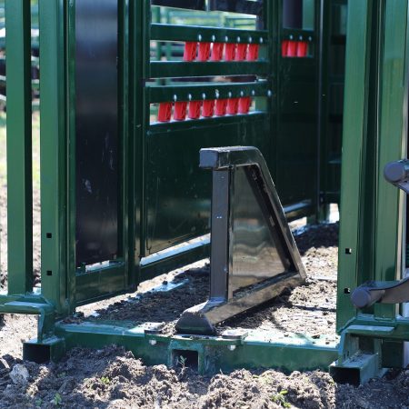 Sheeted sternum bar installed in Q-Catch cattle chute